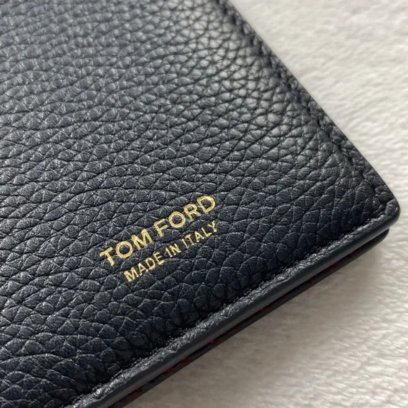 Tom Ford Full Grain Pebbled Calf Leather Bifold Cardholder (Black/Dark Red) - Picture 13 of 16
